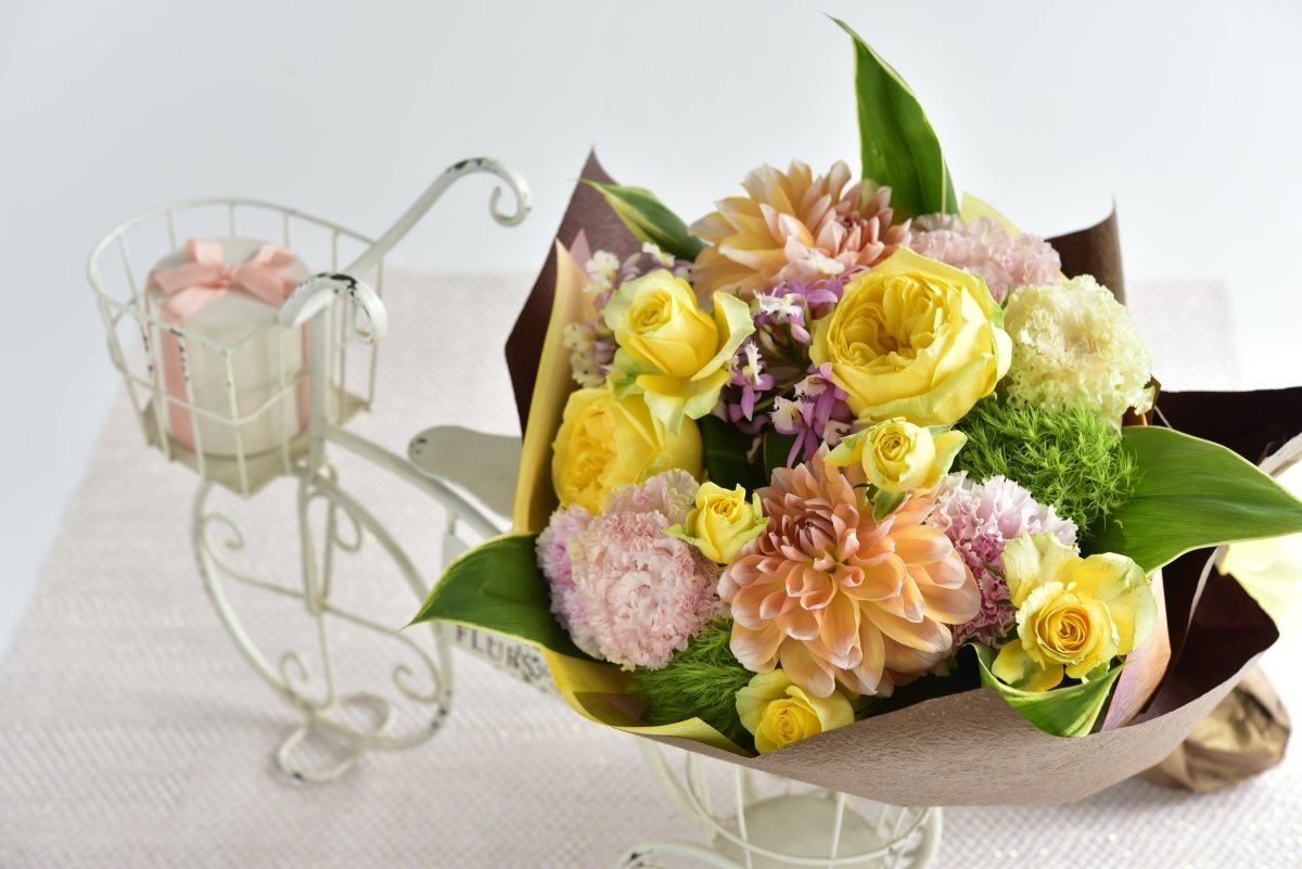 母の日ブーケ - 名古屋園芸